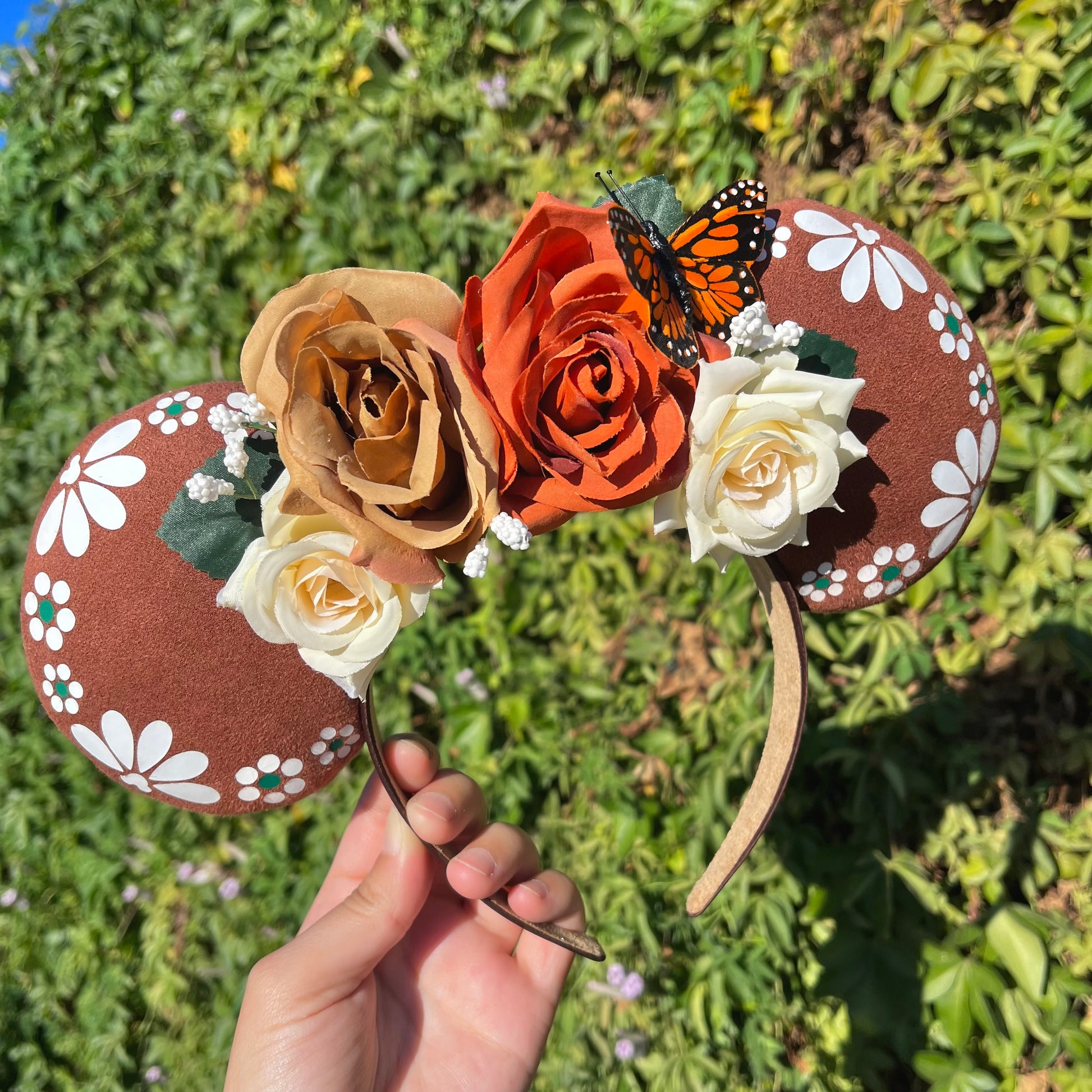 Barro Floral Ears