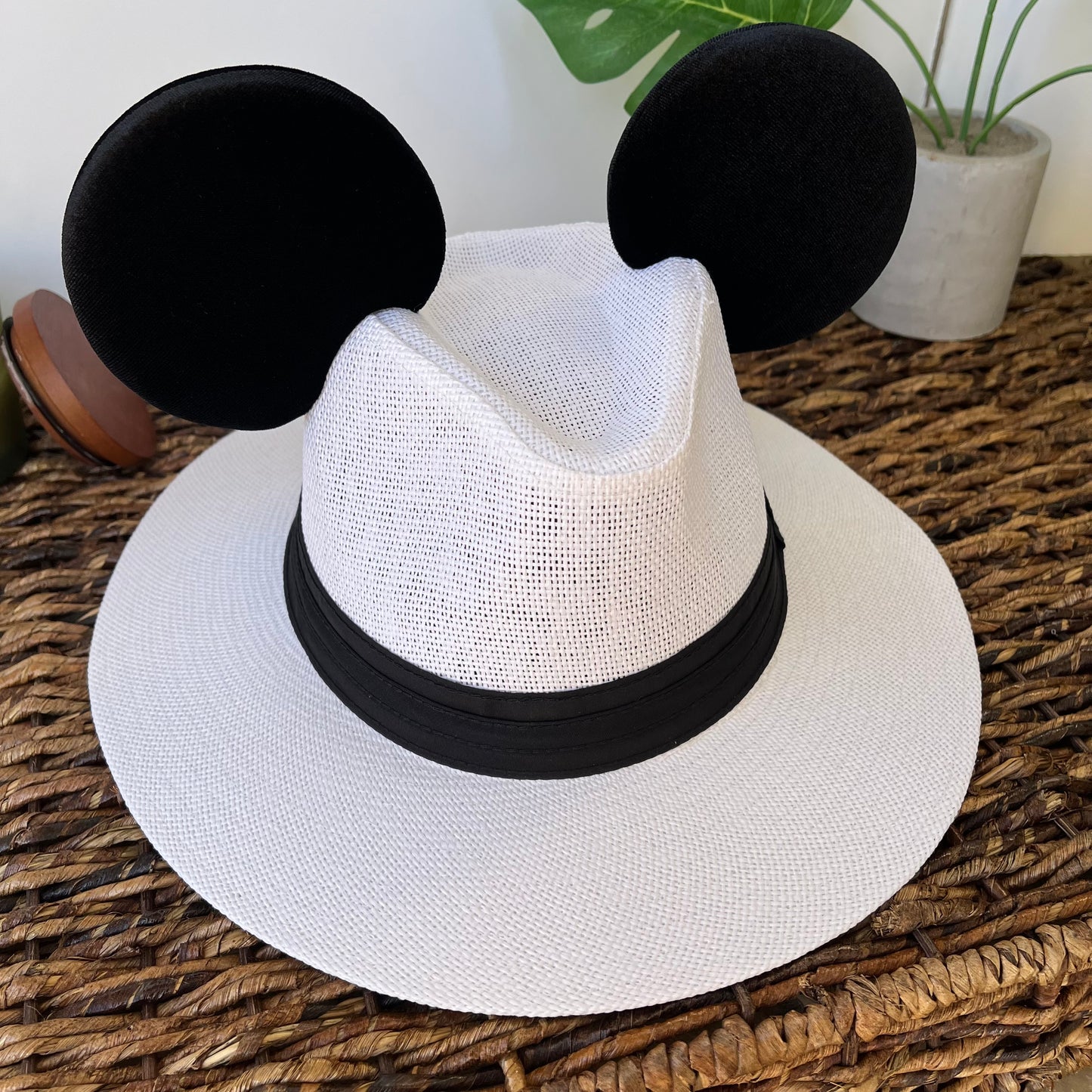 White Mouse Sun Hat