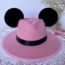 Cargar imagen en el visor de la galería, Sombrero de Ratón Panamá Orejas Negras - Corazón Rosa Rosa
