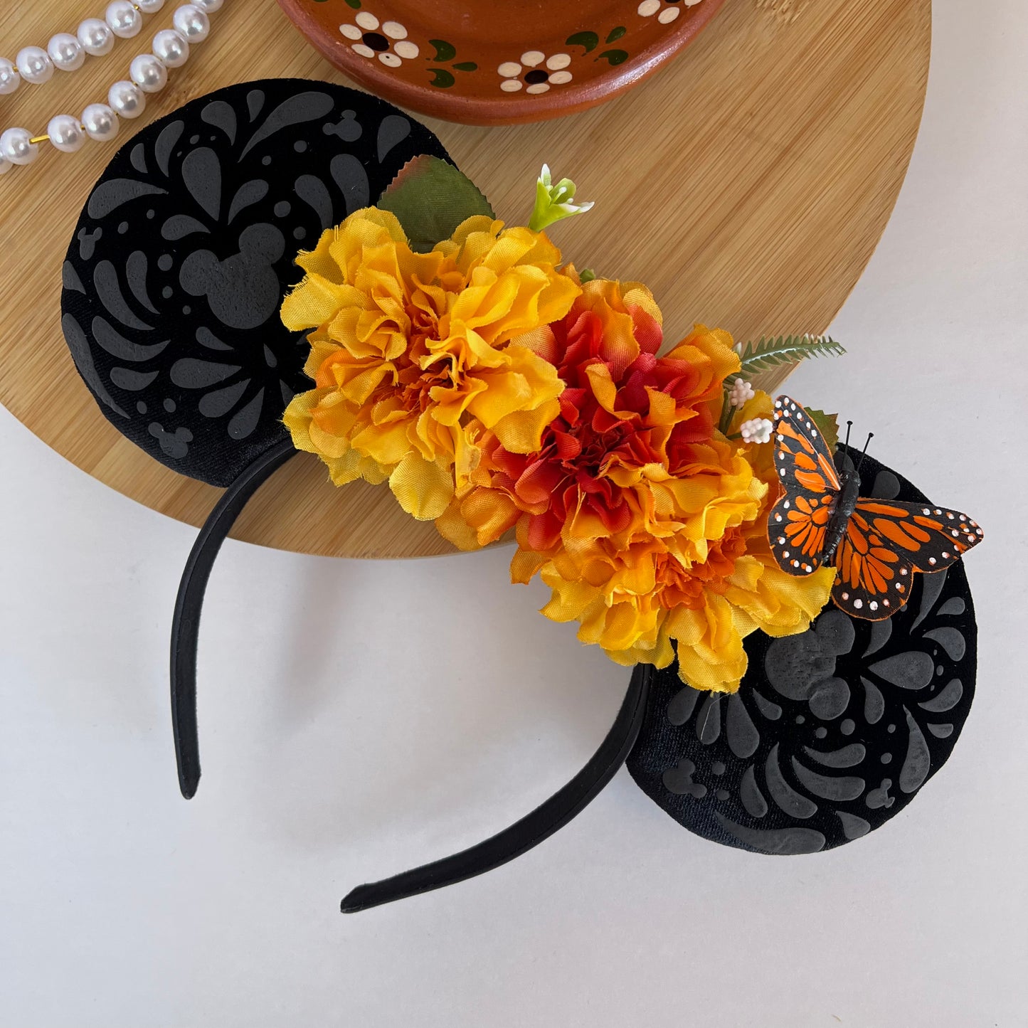 Las Marias Cempasúchil - Talavera Ears