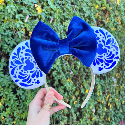 Las Marias en Azul con Moño Royal - Talavera Ears