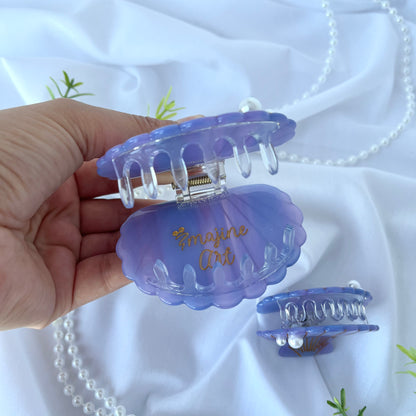 SMALL | Mermaid Shell Hair Claw