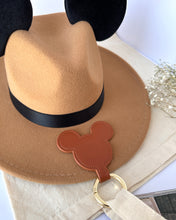 Load image into Gallery viewer, Brown Mouse Hat Clip
