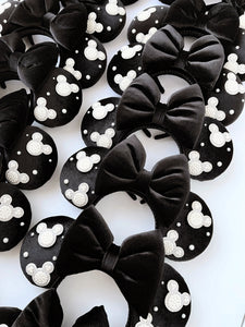 Black Mouse Pearl Ears